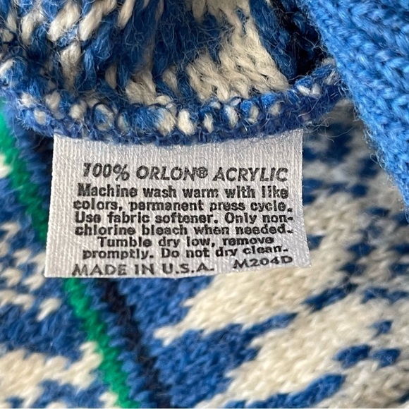 Iredell County Vintage Sweater size large hidden cat print nordic design EUC - Picture 8 of 11